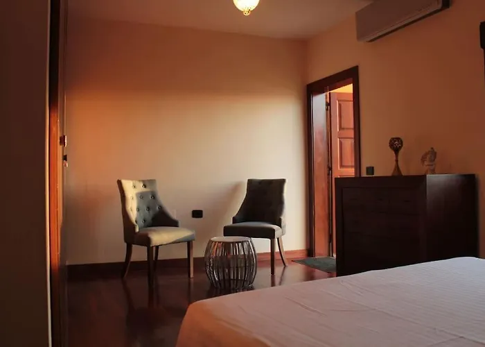 Casa Con Piscina En El Centro