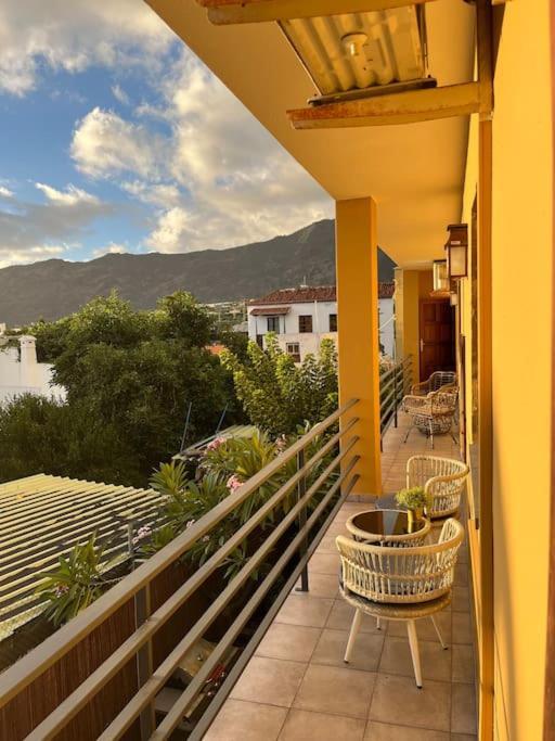 Chalet Casa Con Piscina En El Centro Los Llanos De Aridane