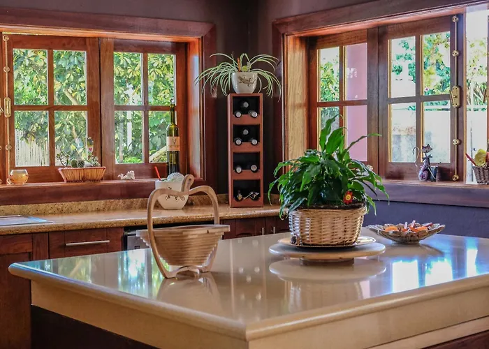 Casa Con Piscina En El Centro